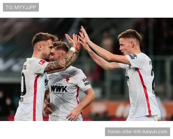 德甲官方确认基尔对阵奥格斯堡点球为误判 裁判公司支持赛后改判决定